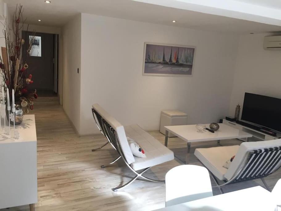 Lovely Two Bedrooms Apartment. Flic-en-Flacq エクステリア 写真
