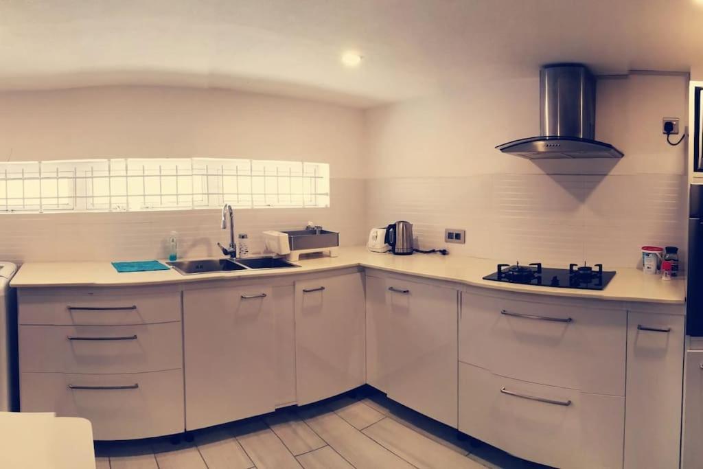 Lovely Two Bedrooms Apartment. Flic-en-Flacq エクステリア 写真